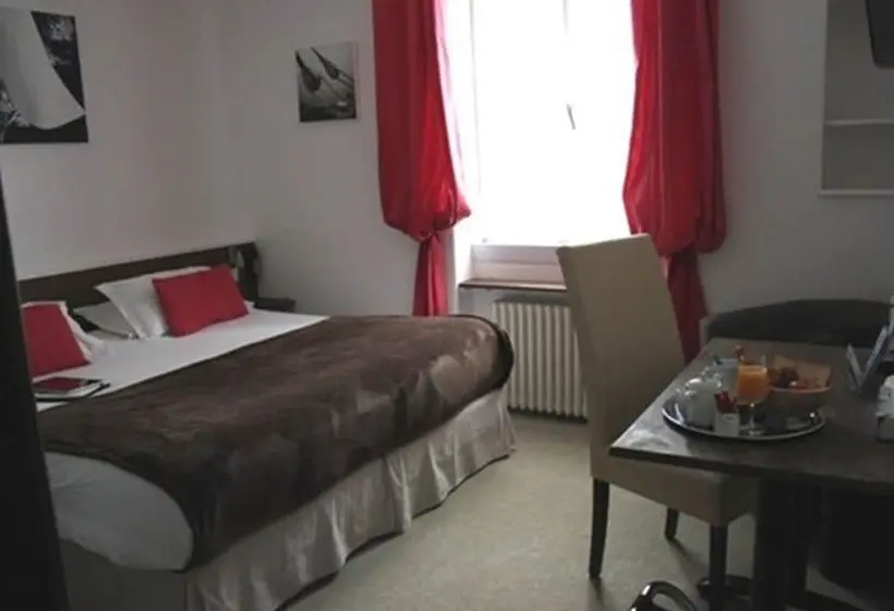 Standard-huone, Quic En Groigne
