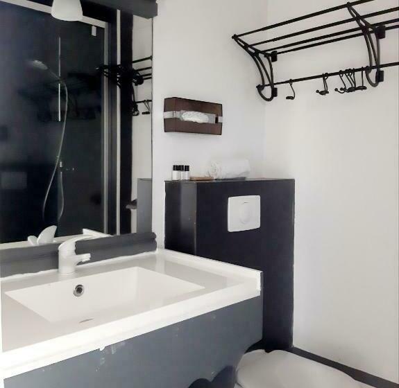 חדר סטנדרט נוף לגינה, Saint Charles Hôtel & Coliving Biarritz