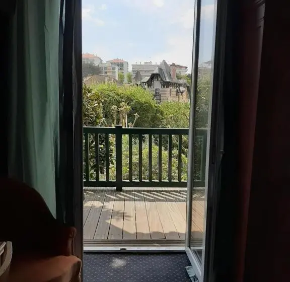 Deluxe-huone Parveke, Saint Charles Hôtel & Coliving Biarritz