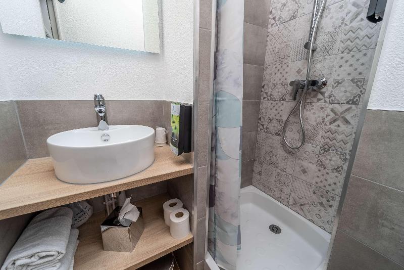Номер Стандарт, Sure Hotel By Best Western Sarlat La Canéda   Ex Hôtel Altica