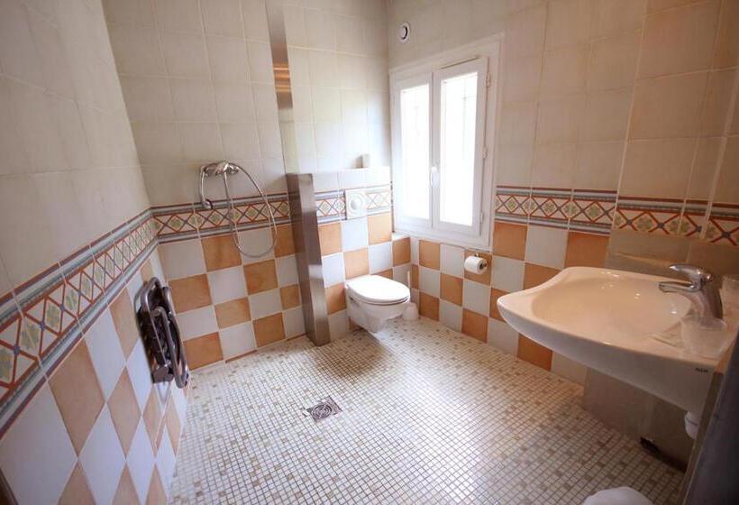 标准三人间, ô Villagio Hôtel