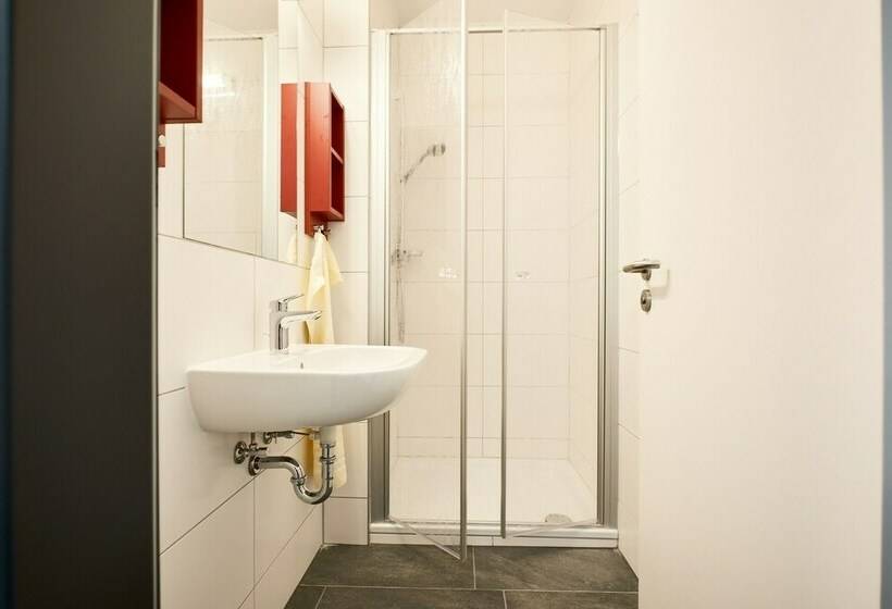 اتاق استاندارد, Jugendgästehaus Aasee