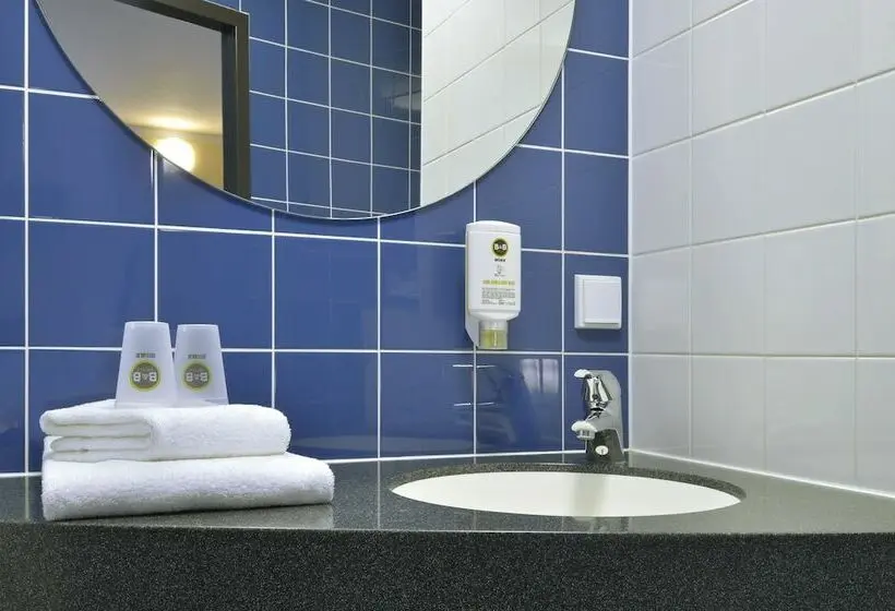 Perhehuone, B&b Hotel Hamburg Altona