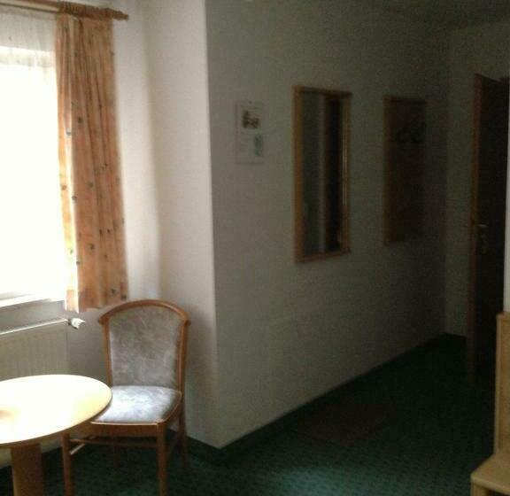 Quarto Estandar, Pension Freund