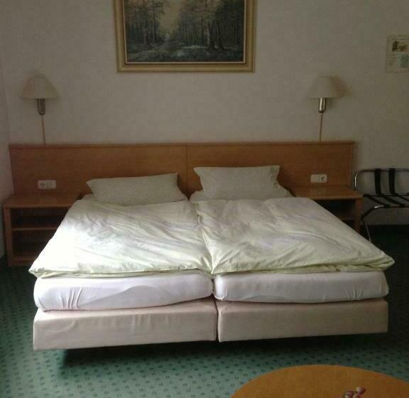 Habitació Estàndard, Pension Freund