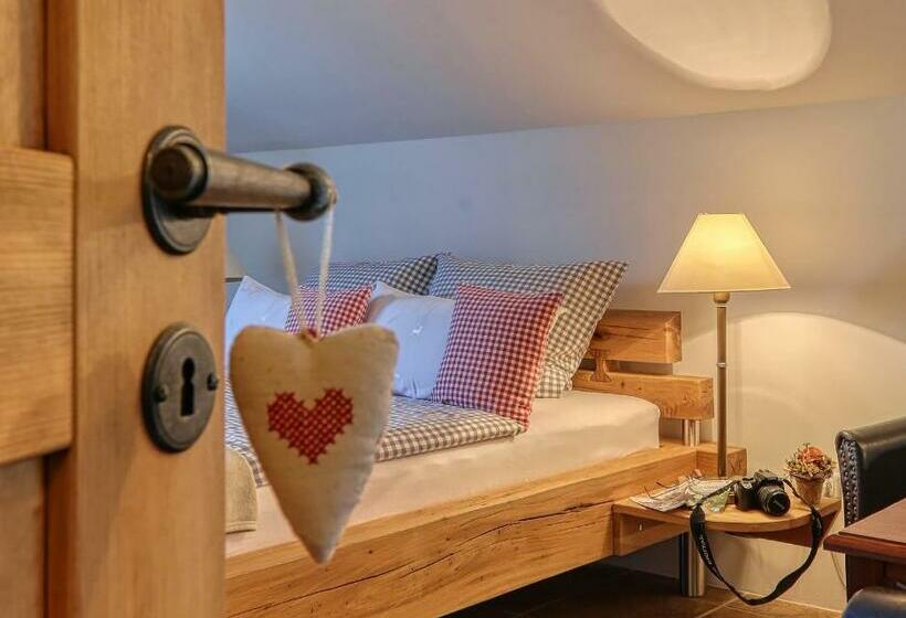 Номер Economy, Pension Salzsäumer