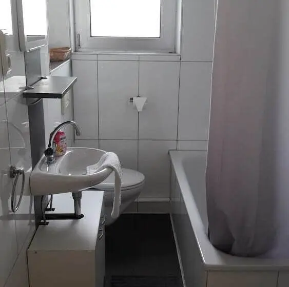 Standard-huone Jaettu Kylpyhuone, Gz Hostel Bornheim