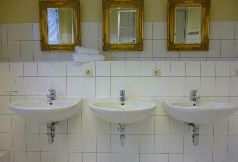 Номер Стандарт Совместная Ванная, Hostel & Bistro Haus Der Horizonte