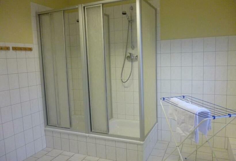 Номер Стандарт Совместная Ванная, Hostel & Bistro Haus Der Horizonte