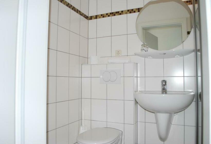 스탠다드 싱글 룸, Am See