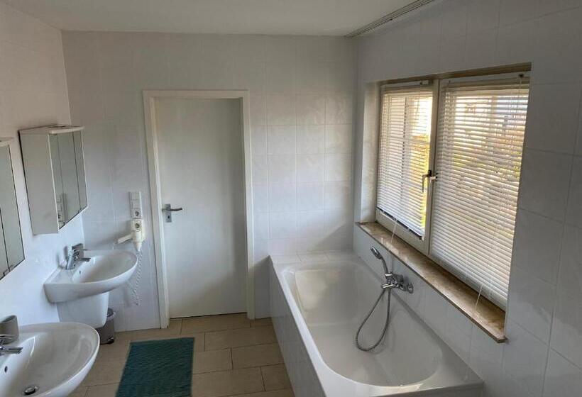 주니어 스위트, Am See