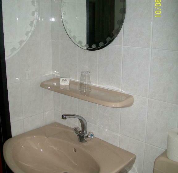 标准单人间, An Der Hauptallee