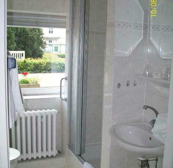 标准间, An Der Hauptallee