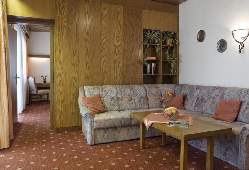 Семейный Номер, Bräukeller