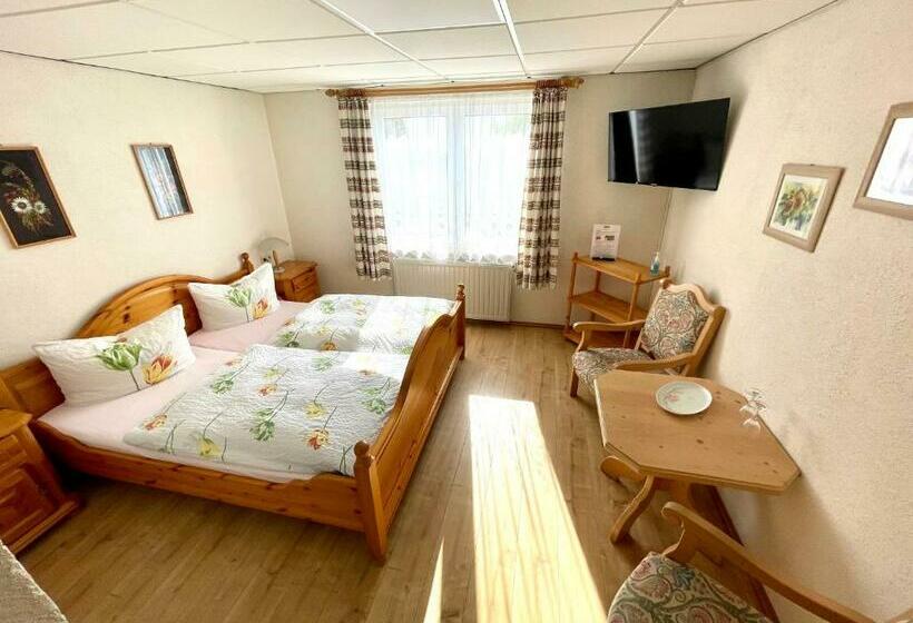 Quarto standard, Charlott