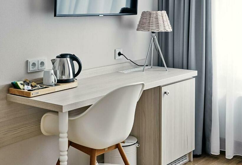 コンフォートルーム, Duus Hotel Garni