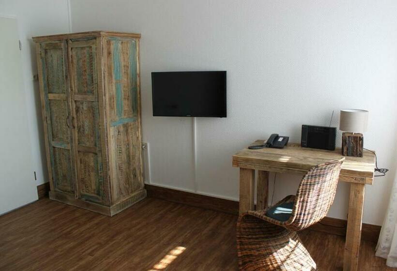 スタンダードシングルルーム, Fresena