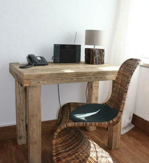 Standard Yhden Hengen Huone, Fresena