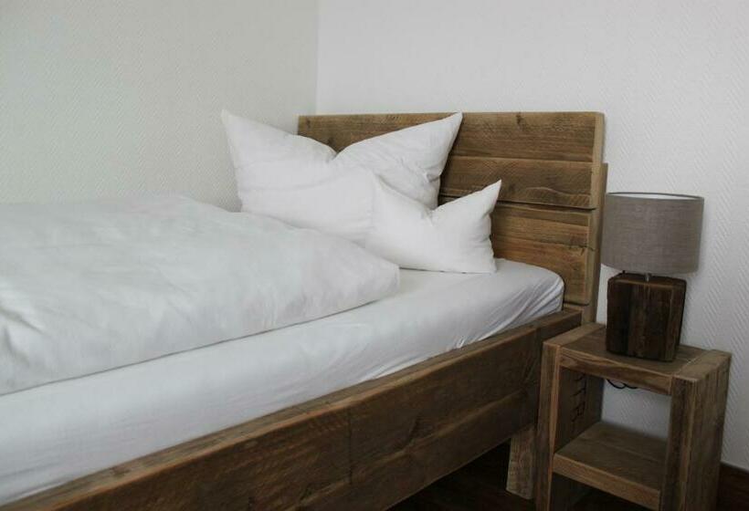 スタンダードシングルルーム, Fresena