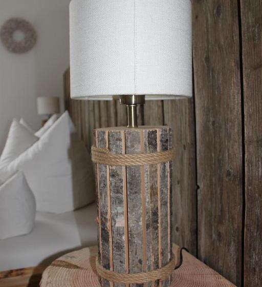 ファミリールーム, Fresena