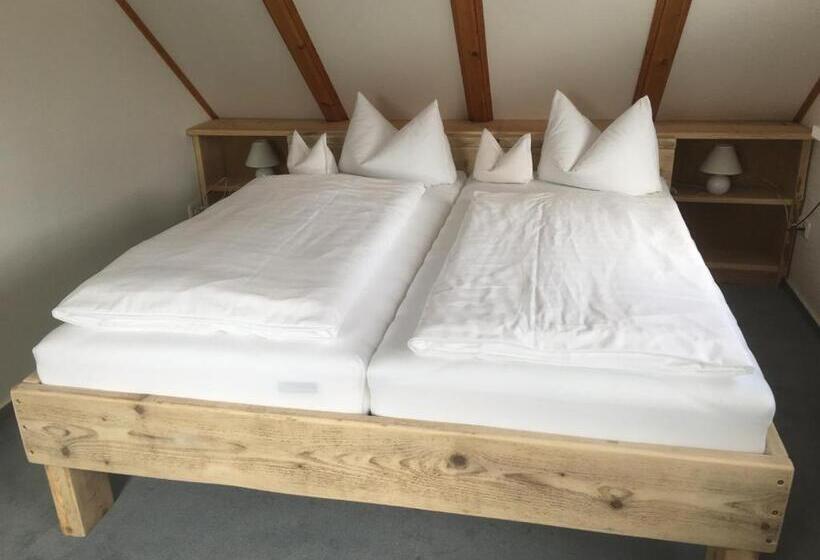 庭の見える１ベッドルームアパートメント, Fresena