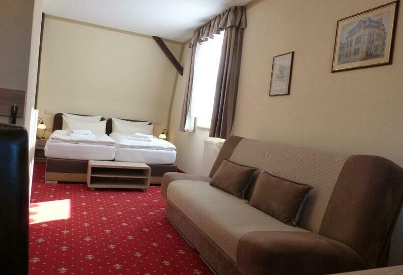 غرفة كومفورت, Friedchen Mit Eigener Fleischerei