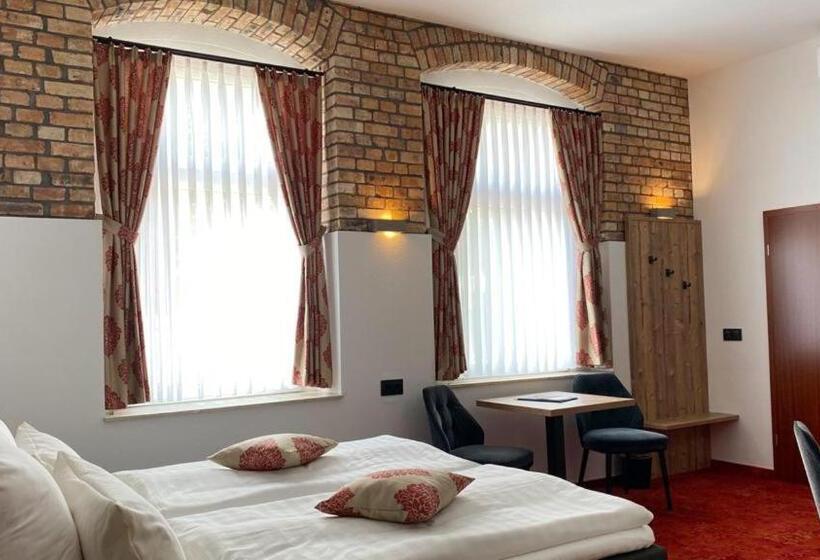 غرفة سوبيريور, Friedchen Mit Eigener Fleischerei