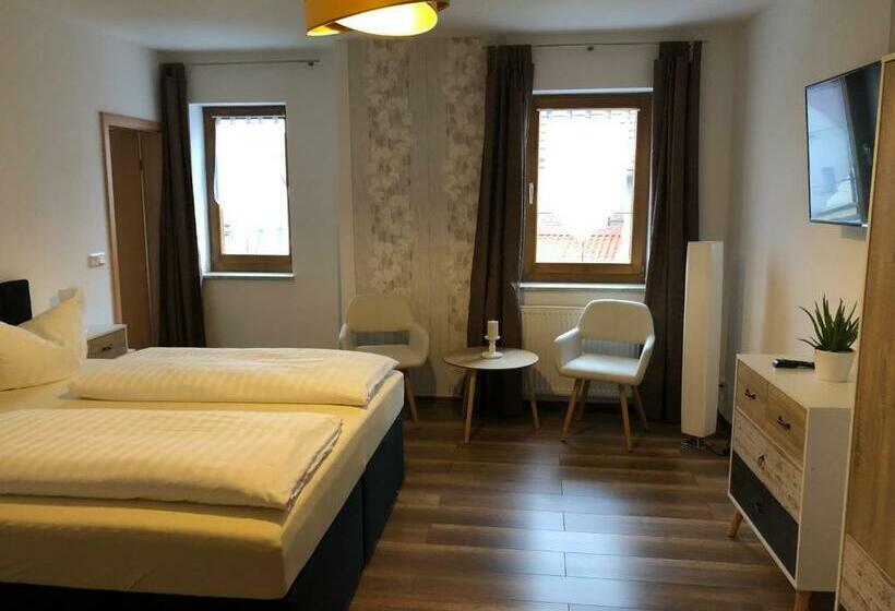 标准间, Garni Zum Rebstock