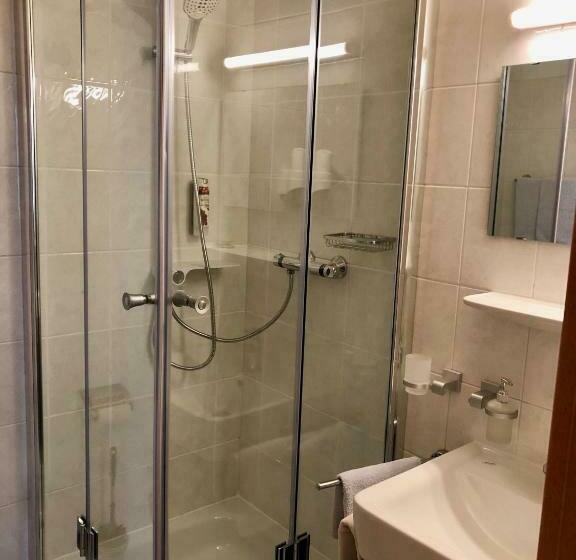 标准间, Garni Zum Rebstock