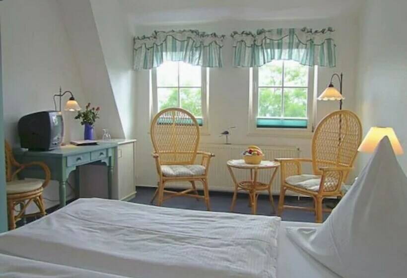 Номер Стандарт Вид на Море, Gastmahl Des Meeres