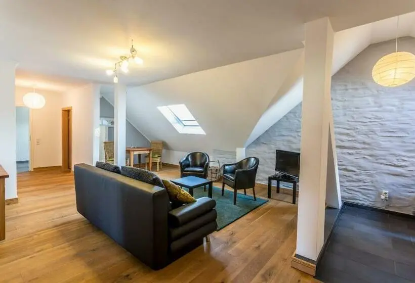 Huoneisto 2 Makuuhuonetta, Gästehaus Sektstuuf St. Laurentius