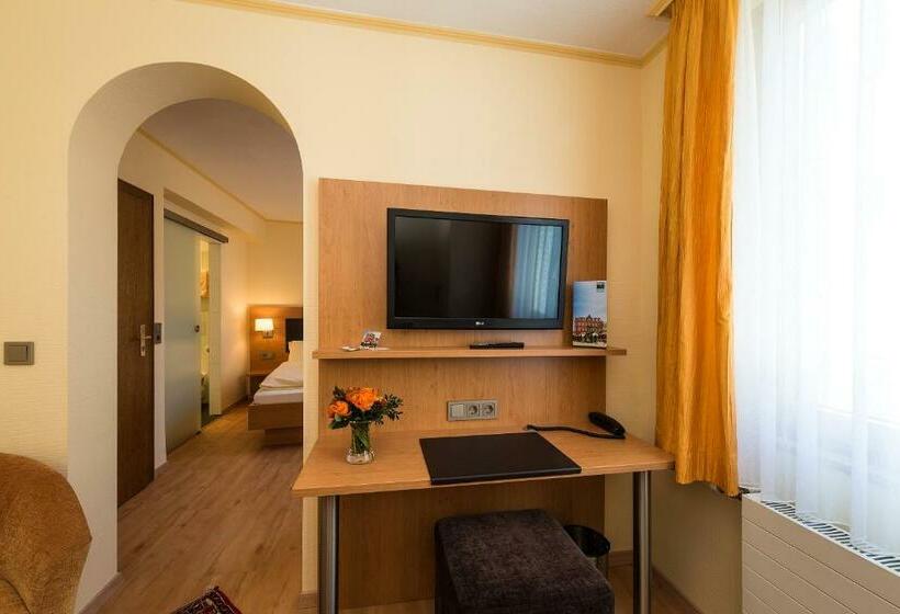 Quarto standard, Hirschen