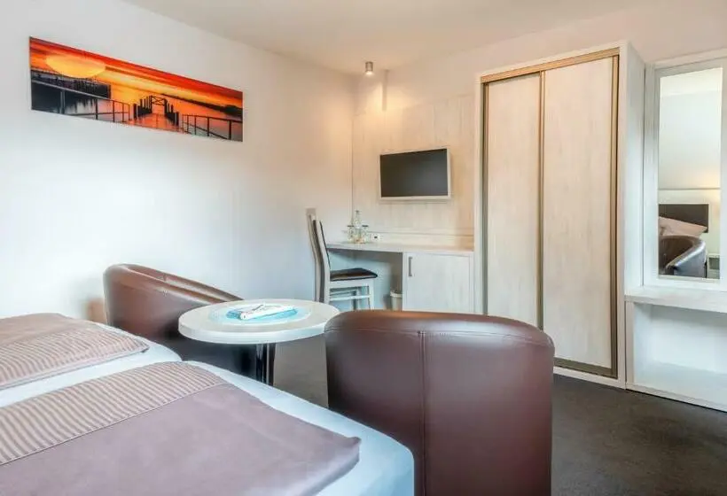 اتاق استاندارد اینتریور, Hochseeinsel