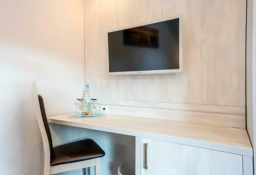 اتاق استاندارد اینتریور, Hochseeinsel