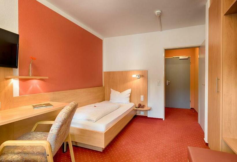 Quarto Estandar Individual, Jägerhaus