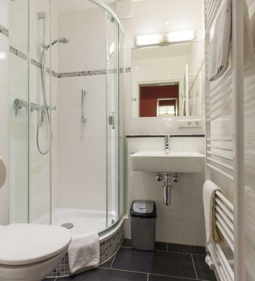 Quarto Estandar Individual, Jägerhaus