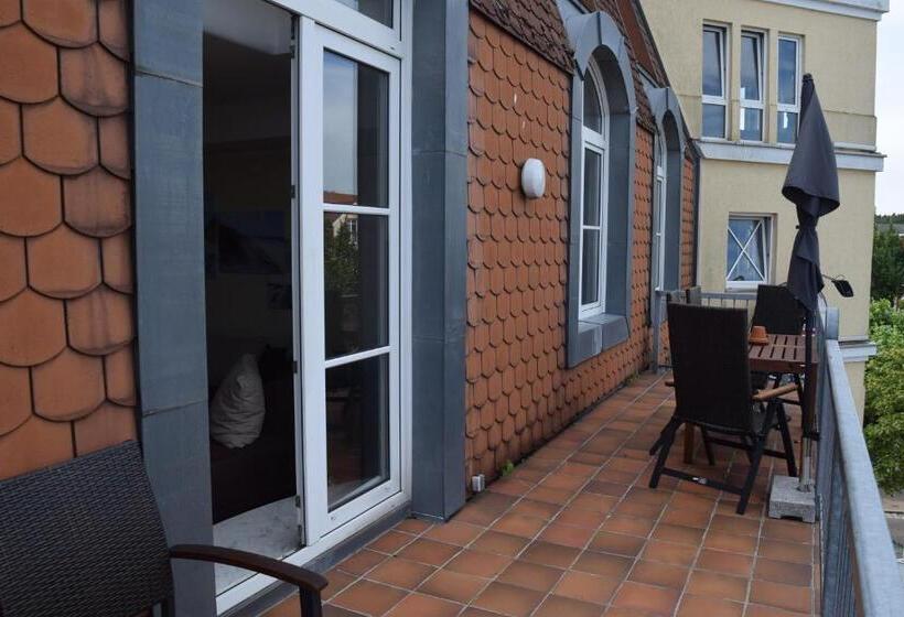 带阳台两卧公寓, Kühlungsborner Brauhaus