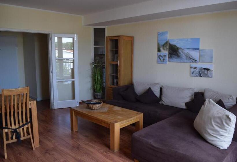 带阳台两卧公寓, Kühlungsborner Brauhaus