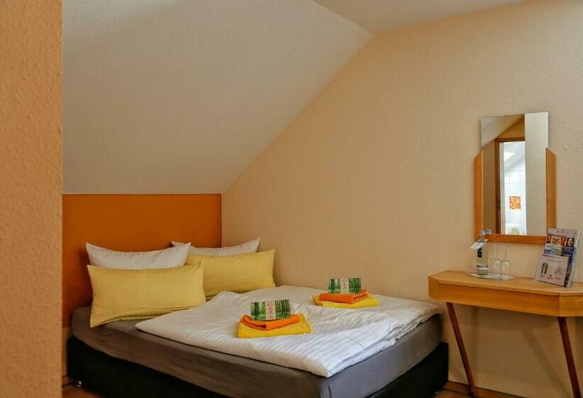 Номер Стандарт, Konsum Gästehaus Quisisana   Nebenhaus Des Konsum Berghotel Oberhof