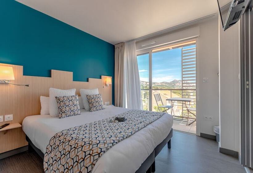 스탠다드 트리플 발코니 룸, Le Virevent