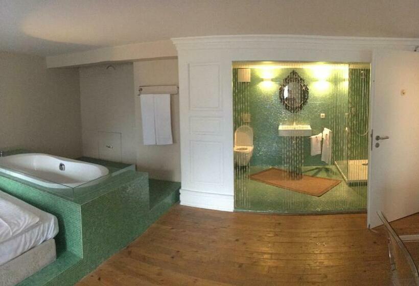 스탠다드 룸, Löwen