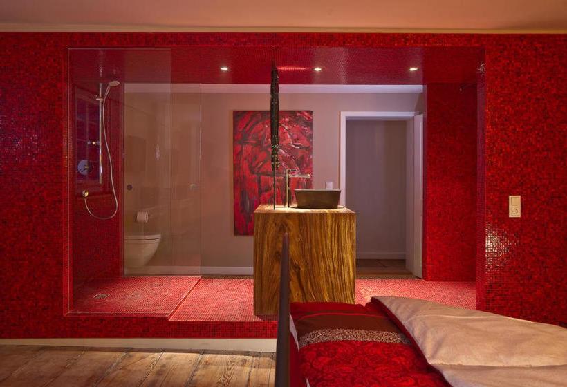 스탠다드 룸, Löwen