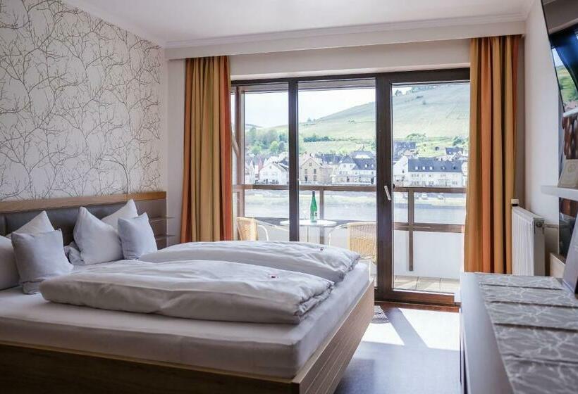 Номер Стандарт, Mayer S Wein