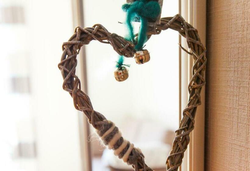 Номер Стандарт, Mayer S Wein