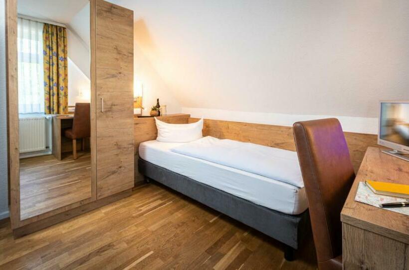 Standart Tek Kişilik Oda, Ratskeller Lauda