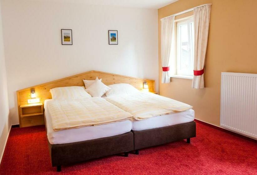 Номер Стандарт, & Restaurant   Gasthaus Brandner