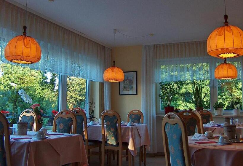 Номер Стандарт Индивидуальный с Балконом, Schmid