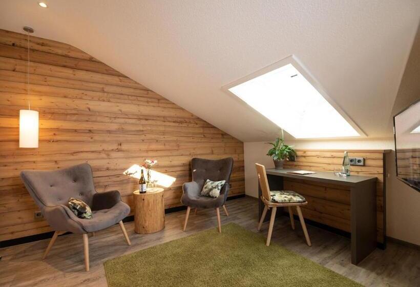 小型套房, Thalerhausle