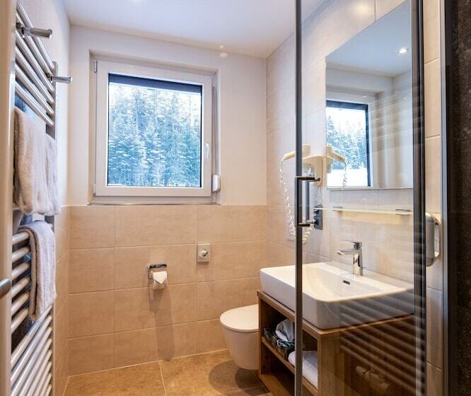 带阳台套房, Thalerhausle