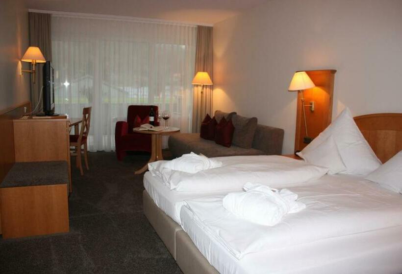 コンフォートルーム, Wiedemann S Wein